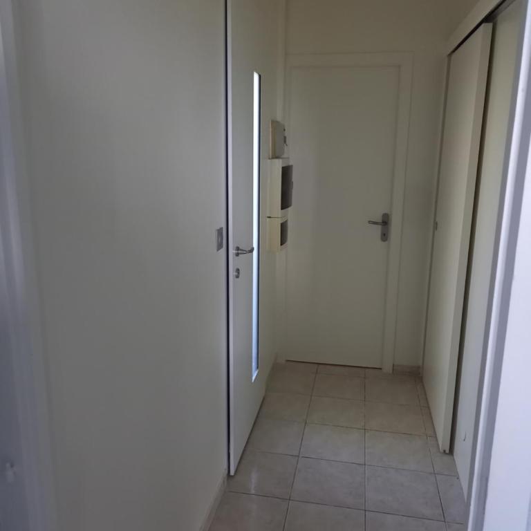 t2 paisible dans un cadre arboree - Appartement 1 Chambre - 3