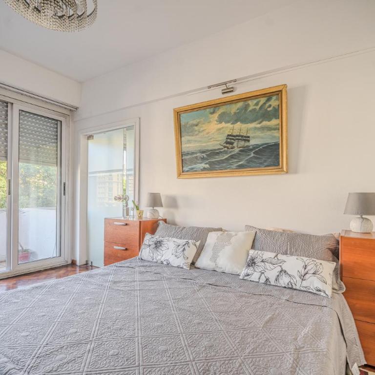 Hermoso Departamento con Balcon al Obelisco I - Apartamento de 2 dormitorios - 37