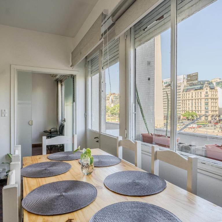 Hermoso Departamento con Balcon al Obelisco I - Apartamento de 2 dormitorios - 64