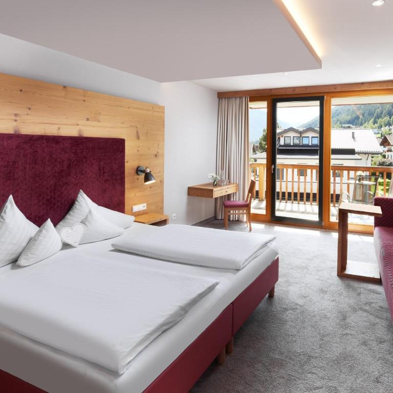 Alpinresort Stubaierhof 4S - Deluxe Doppelzimmer mit Balkon - 5