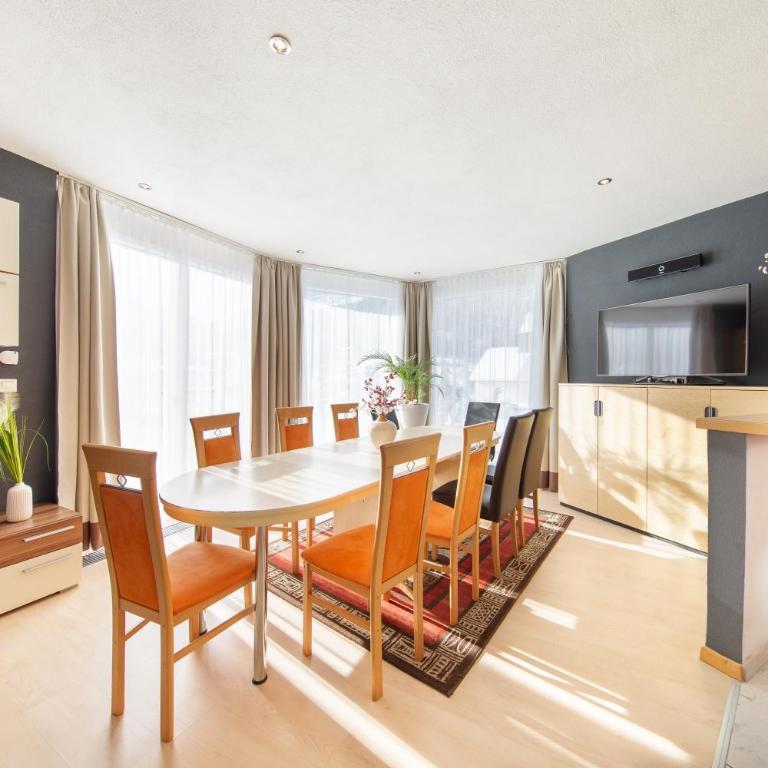 Cozy Apartment by Northsouth Apartments - Apartment - 12