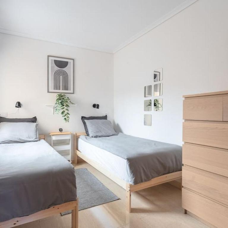 Casa Del Sol - Three-Bedroom Apartment - 15