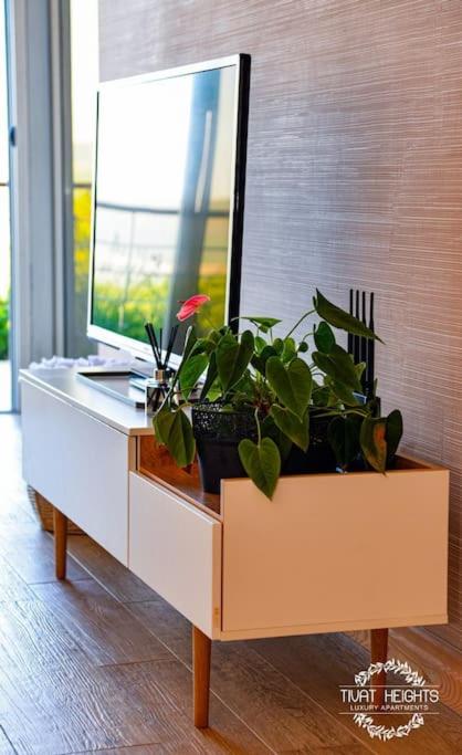 A1 2 beds 2 baths Lux Condo Pool Sea Views - Two-Bedroom Apartment - 11