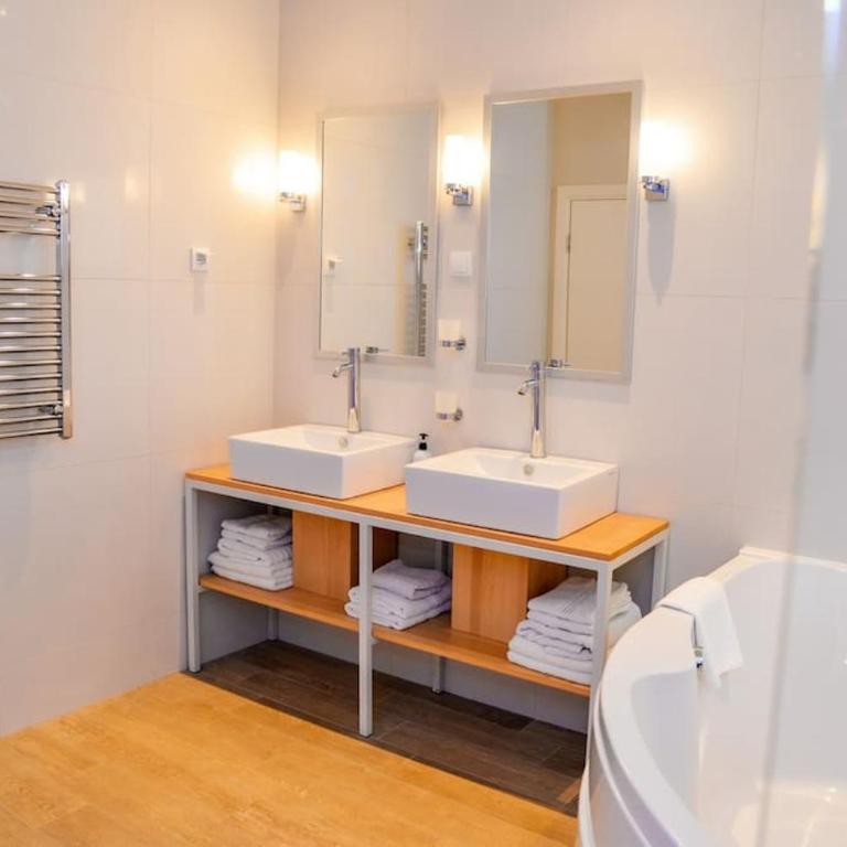 A1 2 beds 2 baths Lux Condo Pool Sea Views - Two-Bedroom Apartment - 31