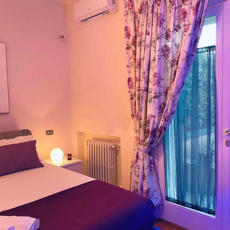 Casa Fiorita Appia Antica - Zimmer mit Kingsize-Bett und Gartenblick. - 11