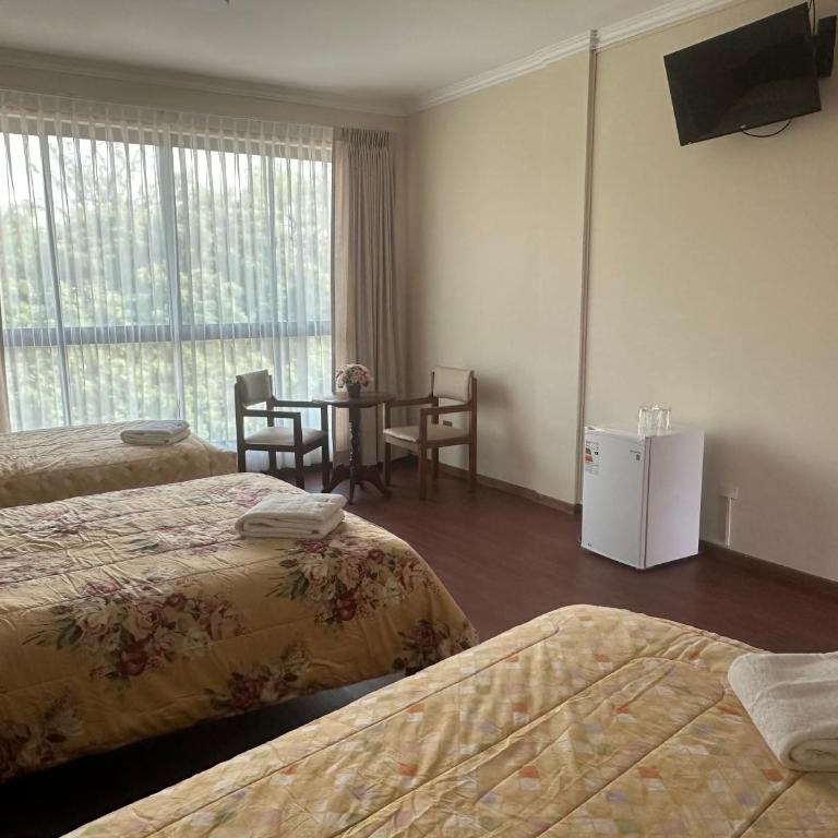 Hotel Oblitas - Habitación Familiar con baño privado - 4