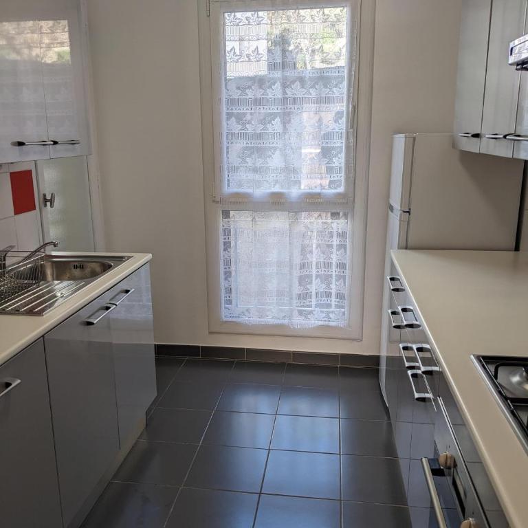 Appartement T2 - secteur petite Provence - non-fumeur, pas d'animaux - One-Bedroom Apartment - 9