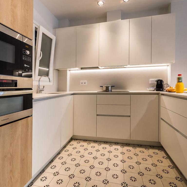 SUNRISE I Apto moderno junto a Playa de Zurriola - Apartamento de 2 dormitorios - 18