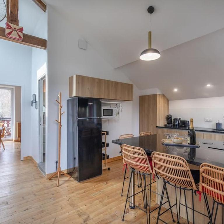 Col du Tourmalet : T3 lumineux avec 2 balcons/wifi - Two-Bedroom Apartment - 9