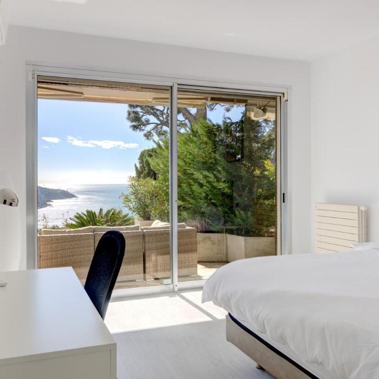 Giant Terrace on a stunning View - Appartement - 12