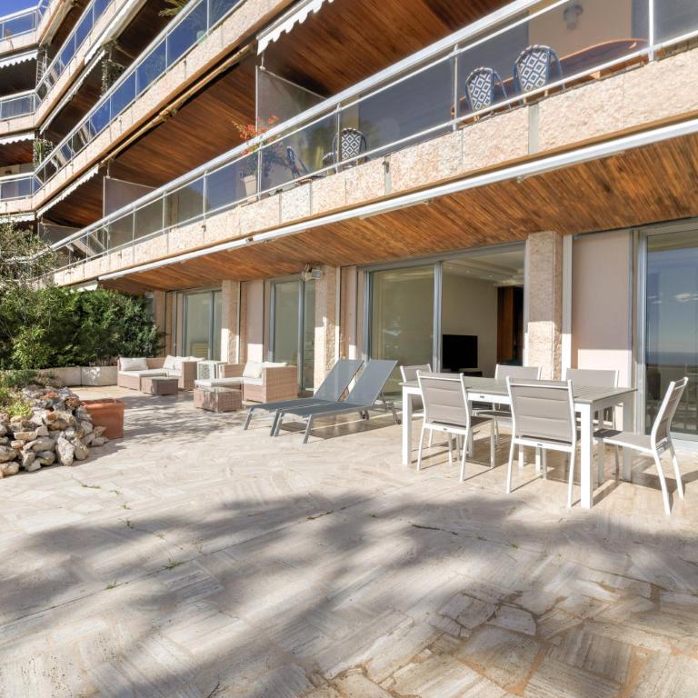 Giant Terrace on a stunning View - Appartement - 25