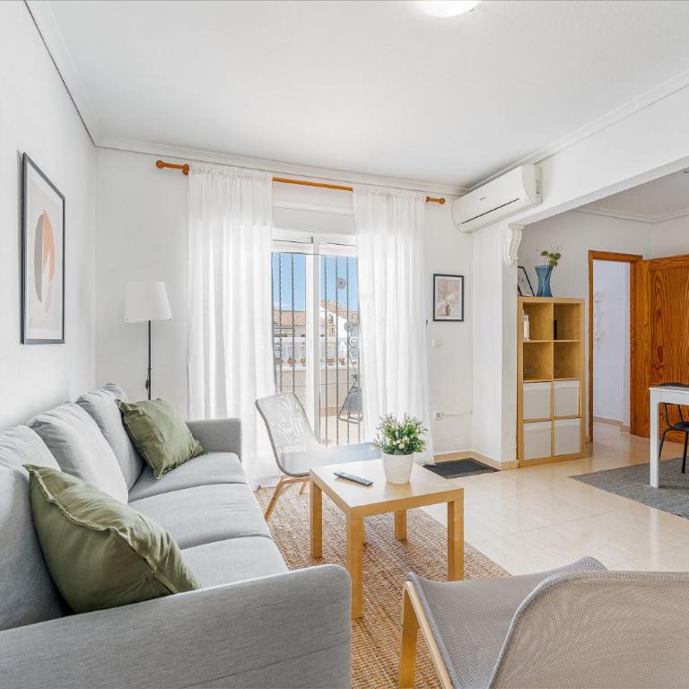 Casa Del Sol - Three-Bedroom Apartment - 6