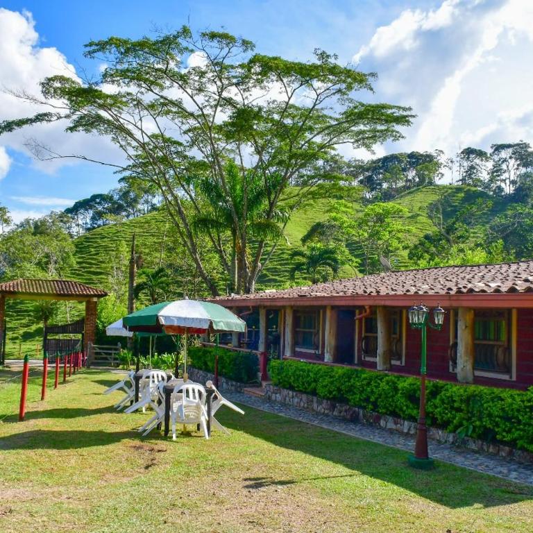 Casa Hotel Puerta de Golpe - Casa de 3 dormitorios - 3