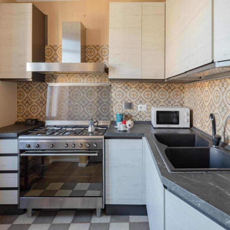 Appartamento per quattro vicino al Pigneto, Metro C Malatesta per il Colosseo a 5 minuti, Wi-Fi, AC - Apartment mit 1 Schlafzimmer - 17