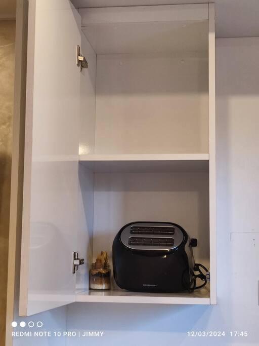 Dpto en Equipetrol a estrenar a todo lujo, ubicación privilegiada - Apartamento de 1 dormitorio - 35