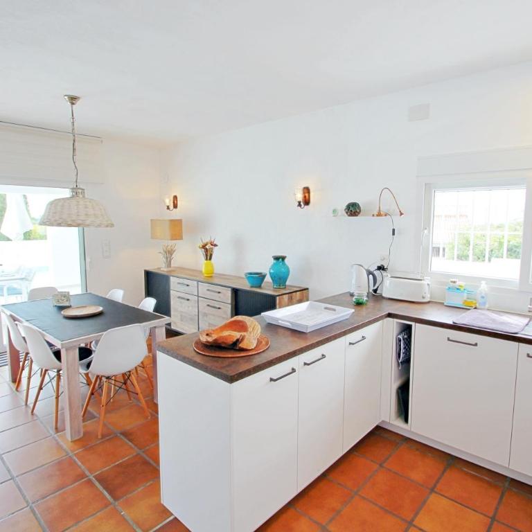 Adora - modern villa with large private pool in Moraira - Two-Bedroom Villa - 24