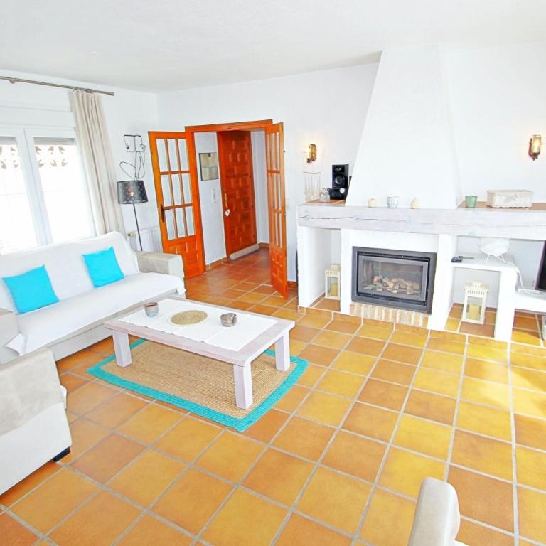 Adora - modern villa with large private pool in Moraira - Two-Bedroom Villa - 23