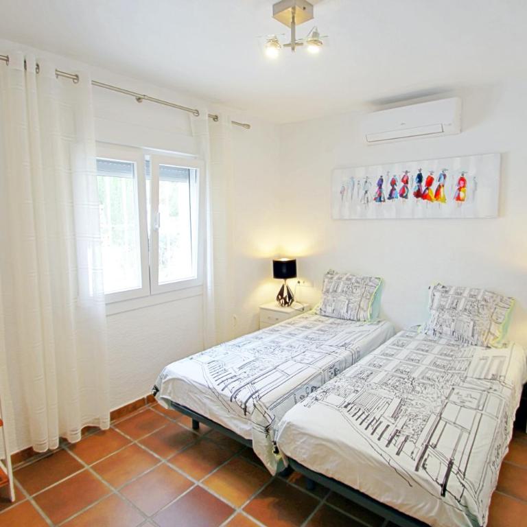 Adora - modern villa with large private pool in Moraira - Two-Bedroom Villa - 30