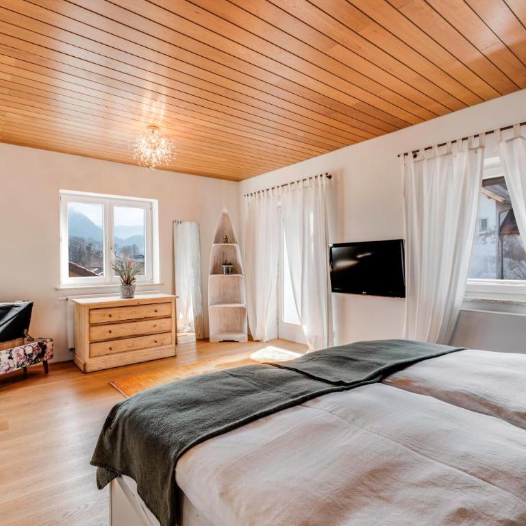 Alpen Ferienhaus mit Garten, Kamin, Spielzimmer und Bergblick - Haus mit 3 Schlafzimmern - 11