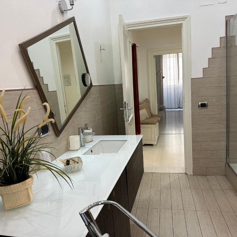 Rome Holiday Home - Appartamento con 2 Camere da Letto - 5
