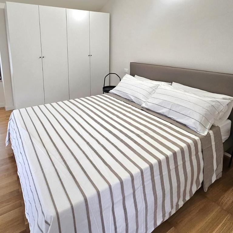 Profumo di Lago Peschiera-by Goccia di Lago - Appartamento Deluxe - 11