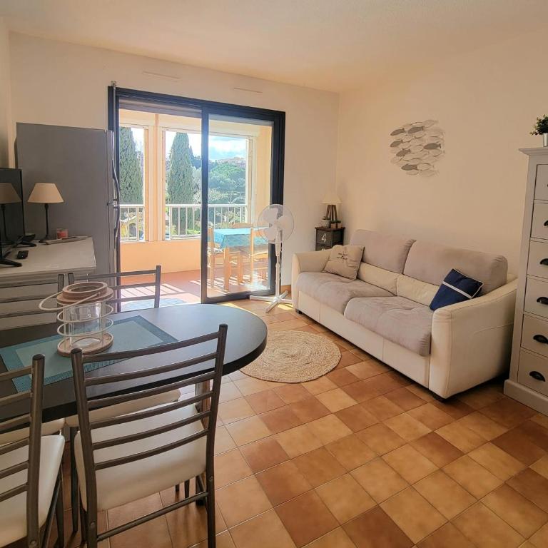 Cosy family cocoon with beautiful loggia - Apartamento - 2