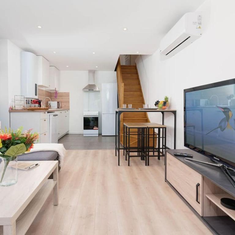 Le Val By ApiRent #Duplex #Parking #AirConditioning - Appartement 2 Chambres - 15