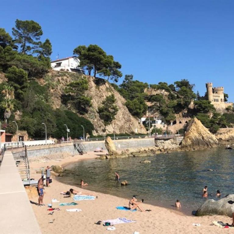 T2 climatisé + parking 500 m plage/centre ville - Apartamento de 1 dormitorio - 44