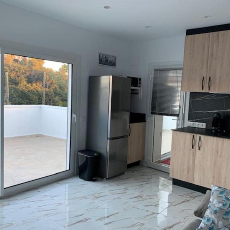 T2 climatisé + parking 500 m plage/centre ville - Apartamento de 1 dormitorio - 22