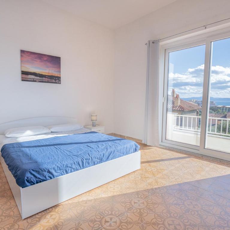 "Tramontana" vista mare - 300m dalla spiaggia - Appartamento con 3 Camere da Letto - 7