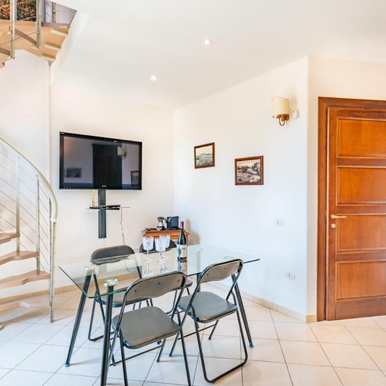Palazzo Boyer - Marina - 6 posti - Appartamento con 2 Camere da Letto - 6