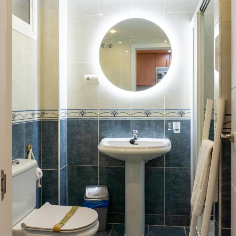 Apartamento Picasso - One-Bedroom Apartment - 15