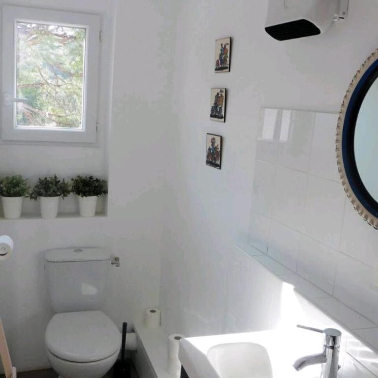 Studio indépendant terrasse entre mer et collines - Appartement 1 Chambre - 16