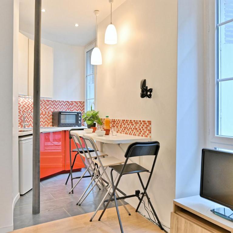 Appartement au cœur du Marais - IV - One-Bedroom Apartment - 1
