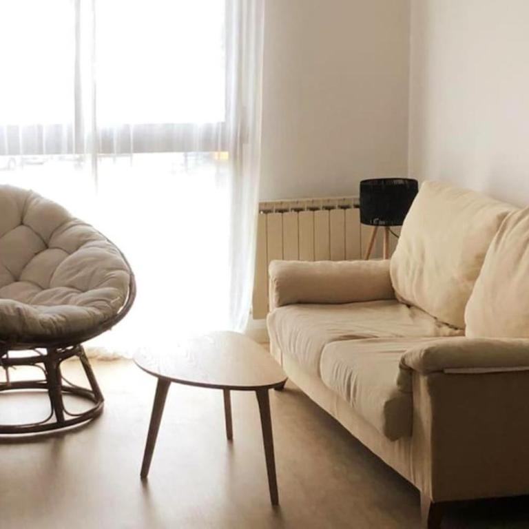 Apartamento Anida junto a la estación de tren - Two-Bedroom Apartment - 10