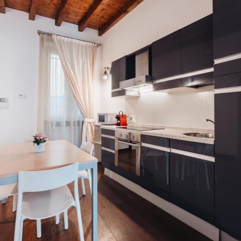 La dimora di Brera - Appartamento con 1 Camera da Letto e Balcone - 12