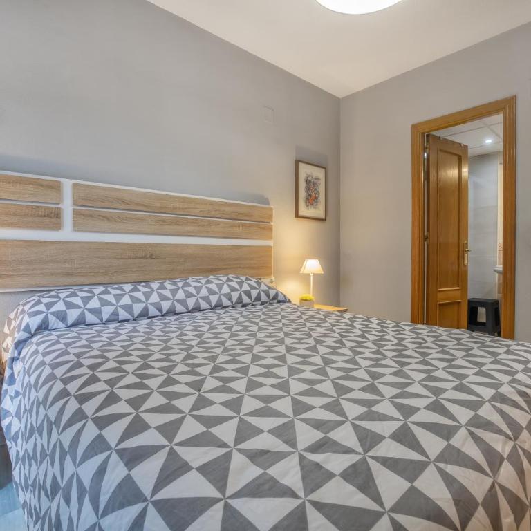 Coral & Apartment & Parking - One-Bedroom Apartment - 18