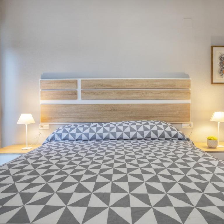 Coral & Apartment & Parking - One-Bedroom Apartment - 17