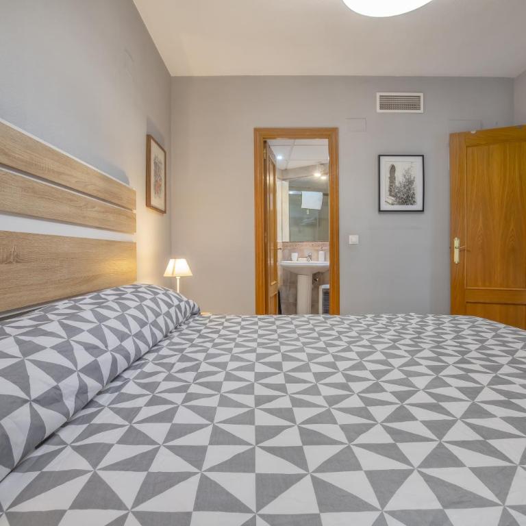Coral & Apartment & Parking - One-Bedroom Apartment - 19