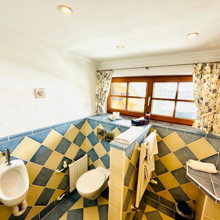 Gästehaus Bühler - Deluxe Doppelzimmer mit Balkon - 6