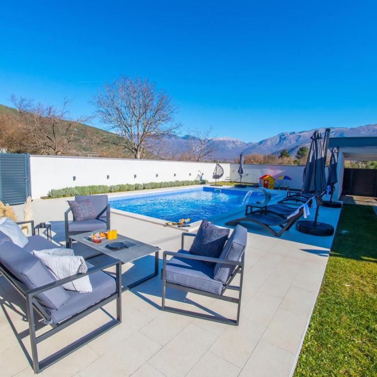 Holiday Home Noa - Two-Bedroom House - 55