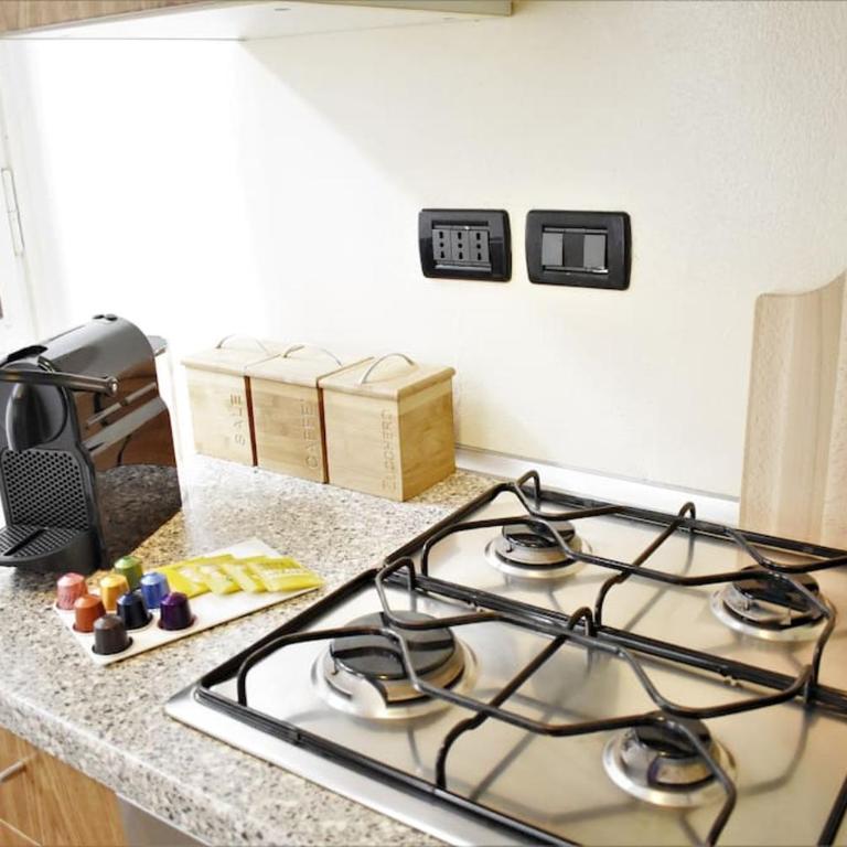 Guest House Manzoni - One-Bedroom Apartment - 8