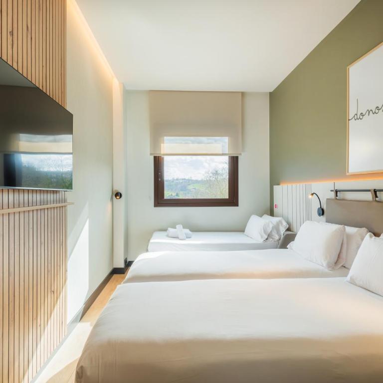 Leonardo Hotel San Sebastián - Habitación Triple Superior - 4