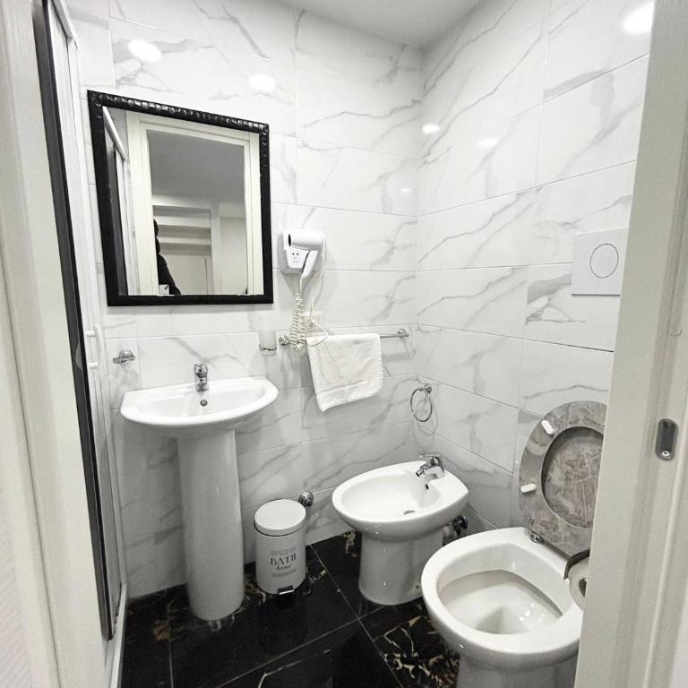 Valentino luxury suites - Suite Deluxe con Vasca Idromassaggio - 15