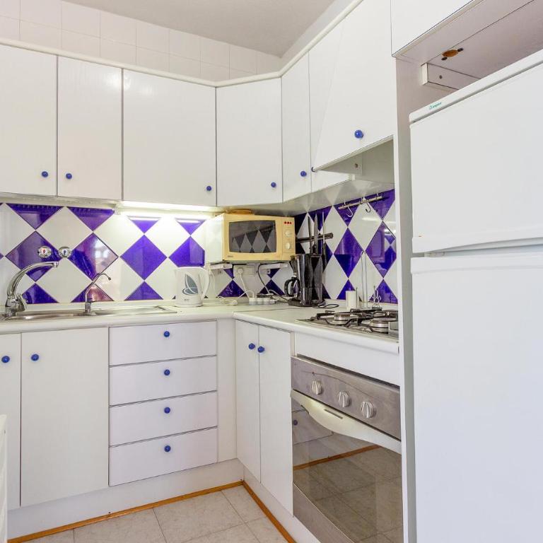 Beach Front Apartment In Torrevieja - Apartamento de 2 dormitorios - 8