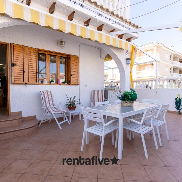 rentafive - 8pax - Terraza - 1min playa - Apartamento con terraza - 1