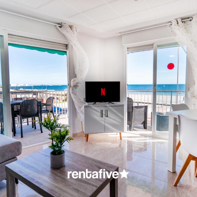 rentafive - Primera Línea - Terraza - Reformado - Apartamento con vistas al mar - 1