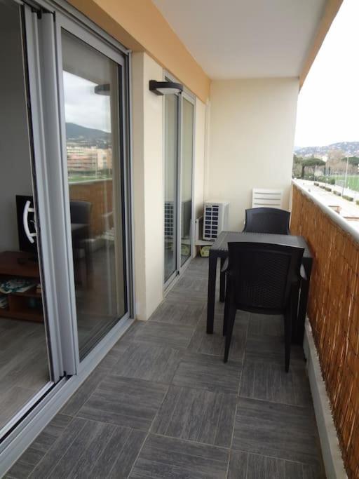 T3 classé 3 * vue mer parking 100 m plage/ville - Appartement 2 Chambres - 8