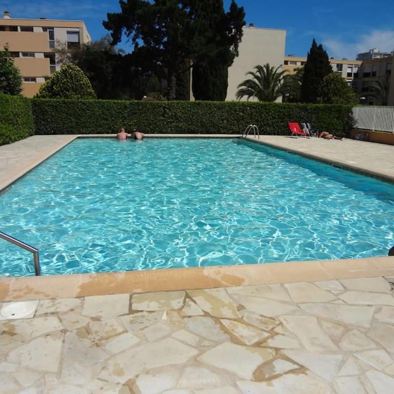 T3 classé 3 * vue mer parking 100 m plage/ville - Appartement 2 Chambres - 11