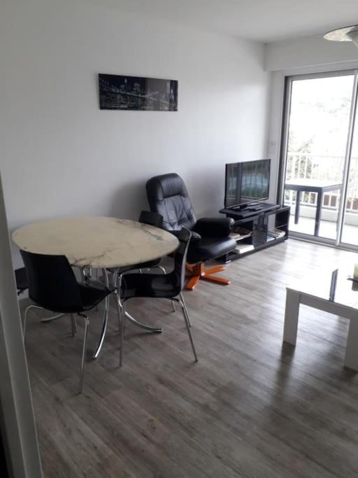 T3 classé 3 * vue mer parking 100 m plage/ville - Appartement 2 Chambres - 21